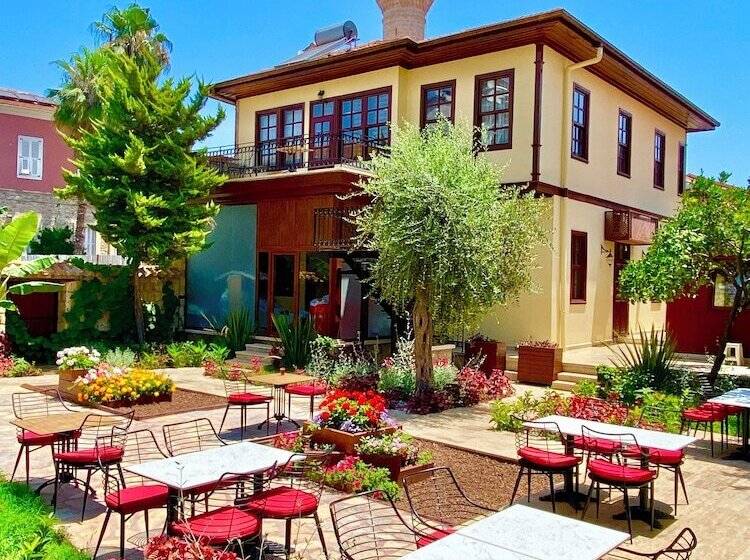 민박 Necip Bey Konağı