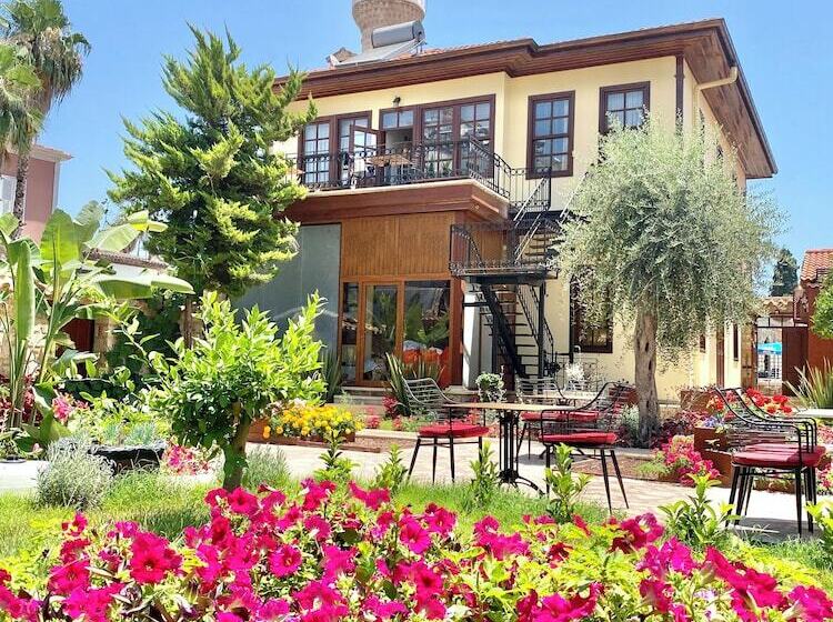 민박 Necip Bey Konağı