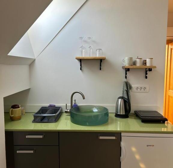 تختخواب و صبحانه Slovenian House Vida