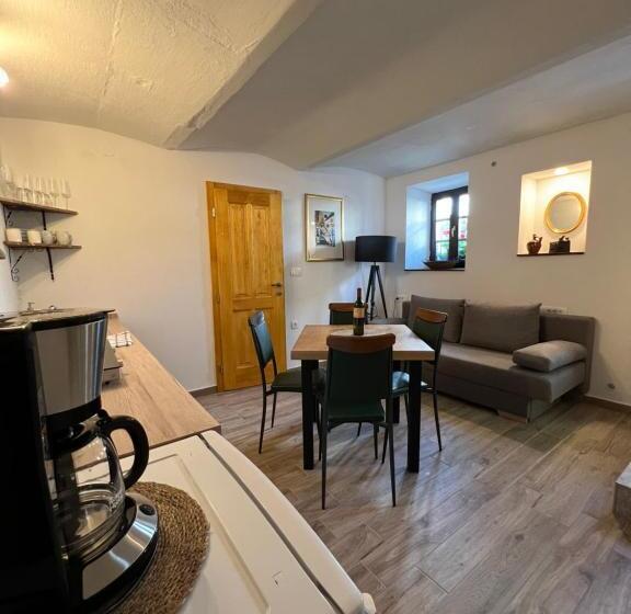 تختخواب و صبحانه Slovenian House Vida