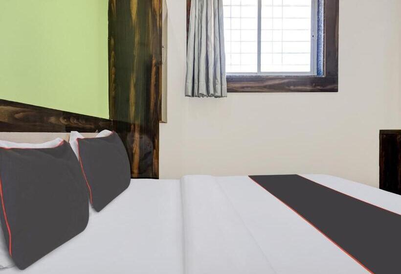 Collection O Hotel Pachratna