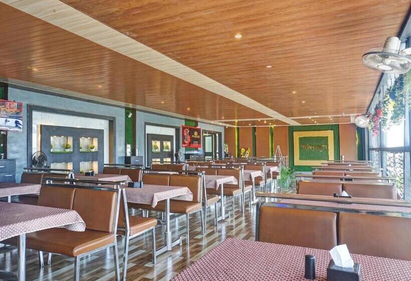 Collection O Hotel Pachratna