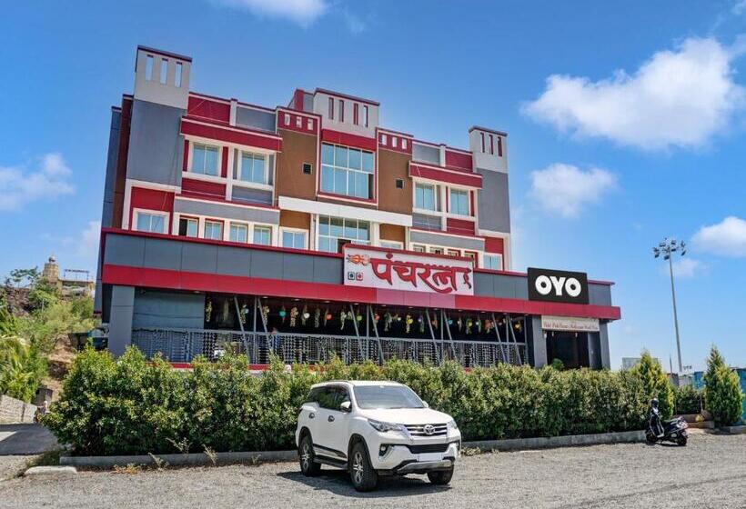Collection O Hotel Pachratna