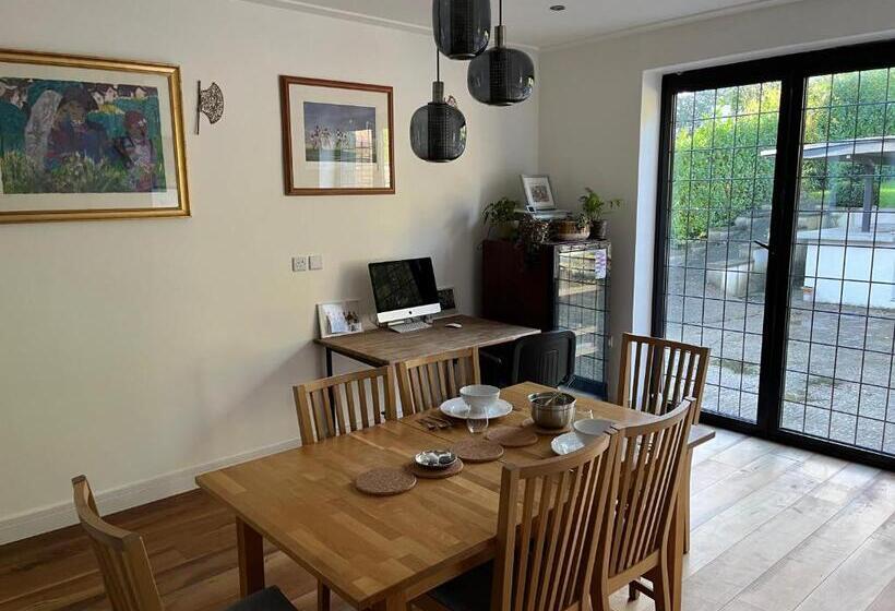 Heavenly London   Whetstone B&b