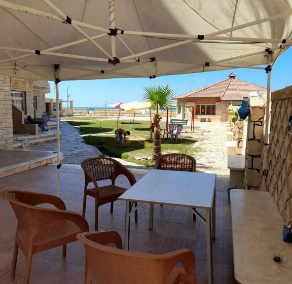 בית מלון כפרי قريه جرين لاند العريش