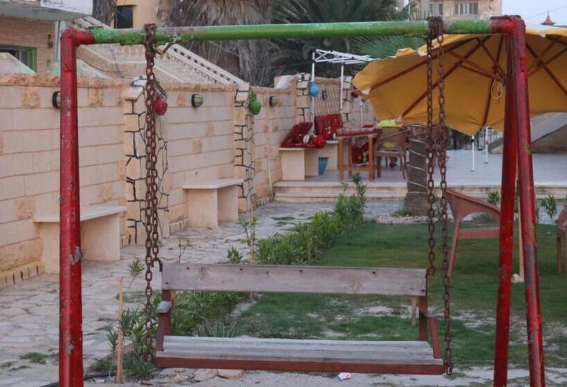 בית מלון כפרי قريه جرين لاند العريش