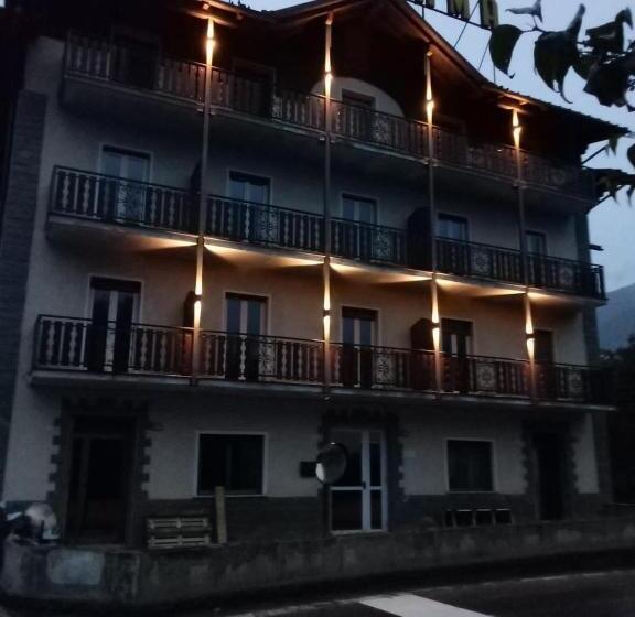 בית מלון כפרי Albergo Panorama