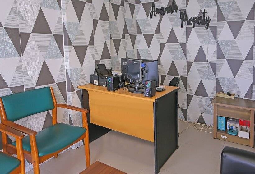 Отель Capital O 92625 19 Avenue Apartment