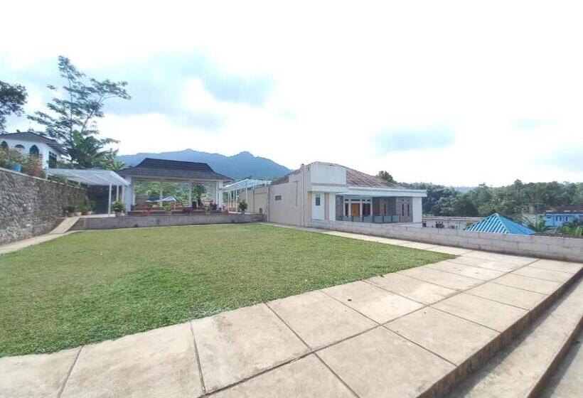 酒店 Collection O 92634 Villa Ds