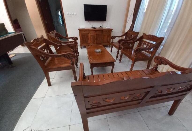 酒店 Collection O 92634 Villa Ds