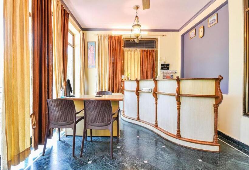 酒店 Collection O Anuja Palace