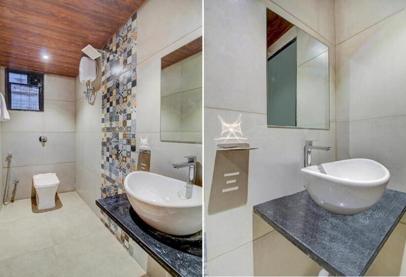 בית מלון כפרי Collection O Haveli Executive