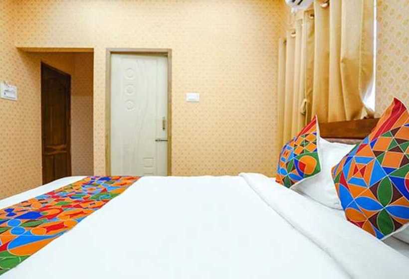 هتل Collection O Eswar Residency