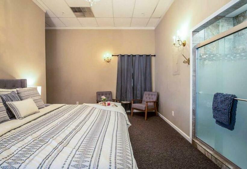 호텔 Fire And Rainfall Rooms