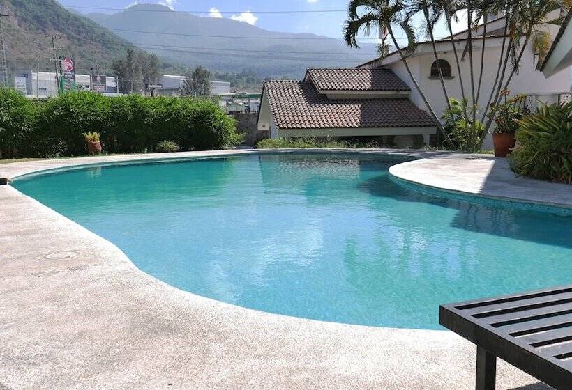 Отель Hacienda Las Higueras