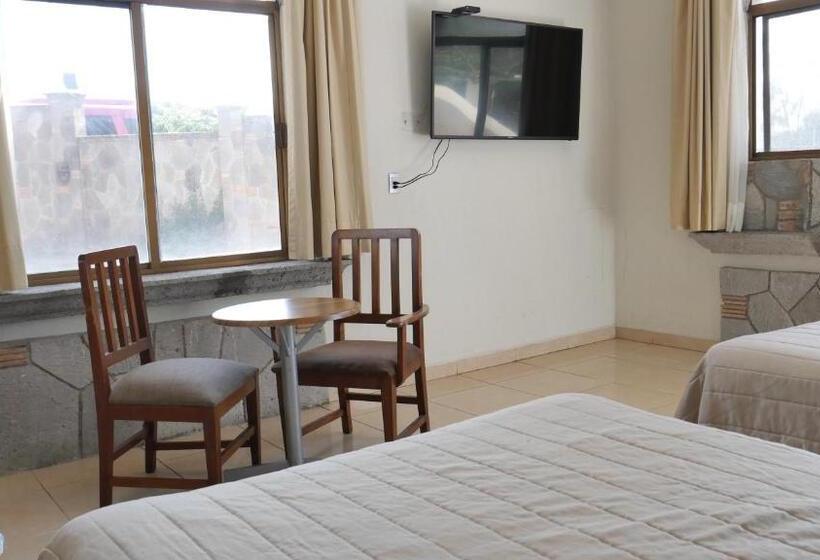 Отель Hacienda Las Higueras