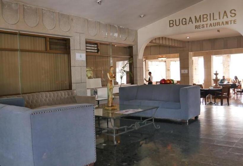 Отель Hacienda Las Higueras