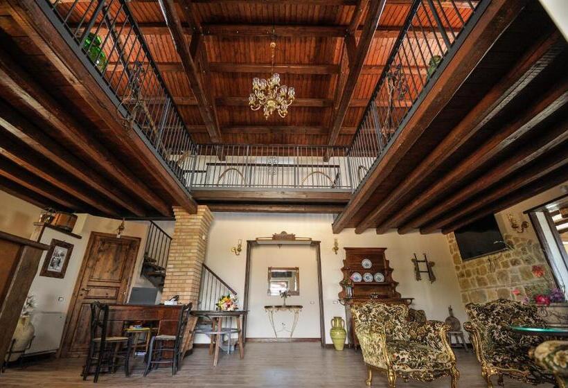 酒店 Luna Agriturismo La Fattoria Di San Francesco