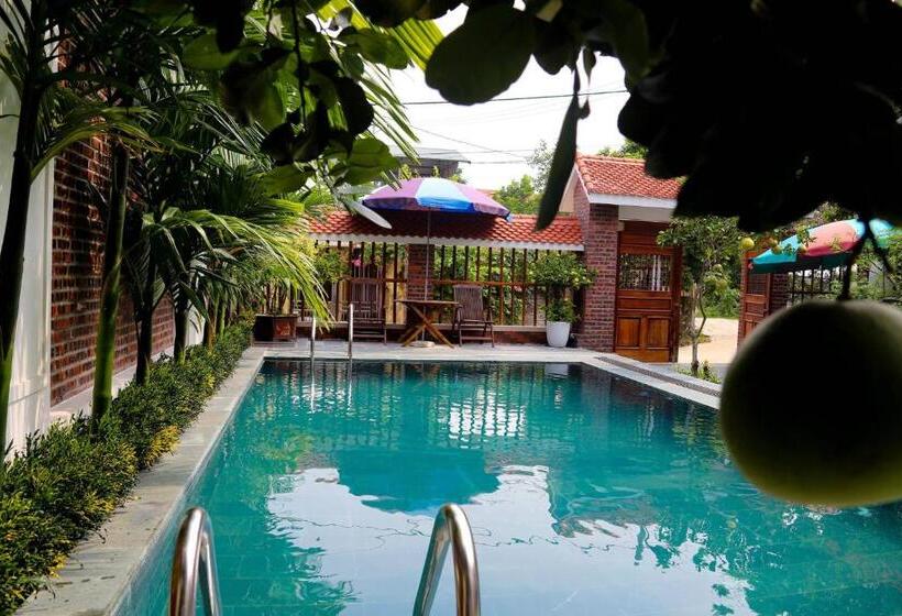 هتل Mai Mountain Homestay