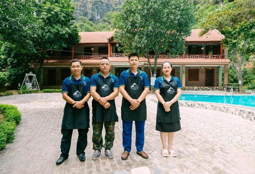 هتل Mai Mountain Homestay