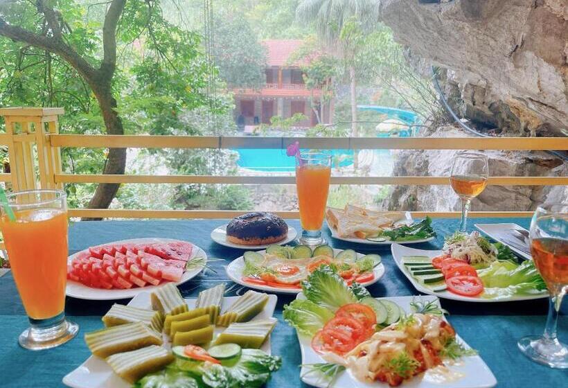 هتل Mai Mountain Homestay