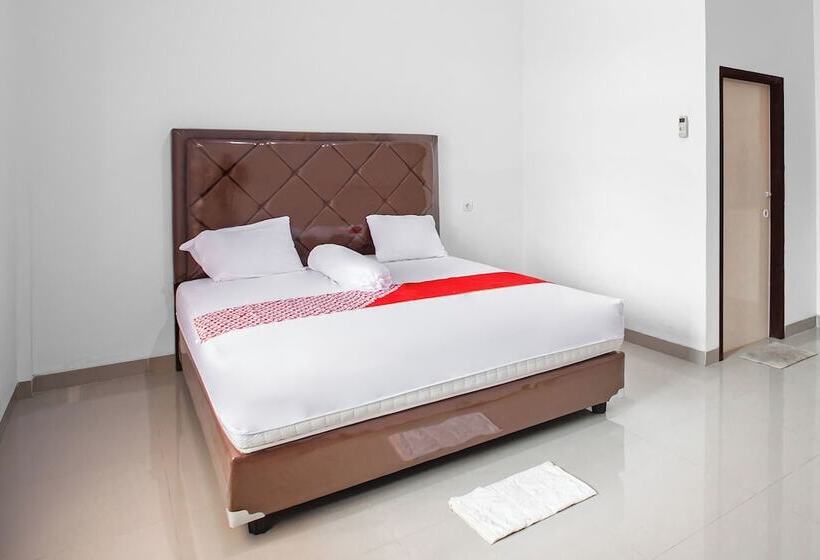 فندق Oyo 92587 Homestay Romauli Kampung Radja