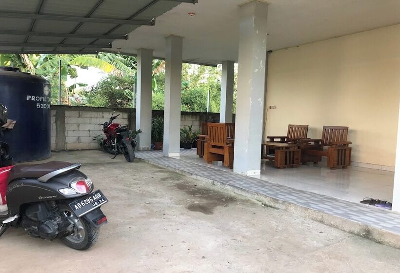 酒店 Oyo 92608 Penginapan Mc Lodge