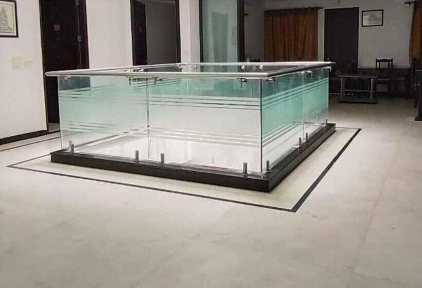 ホテル Oyo Flagship 81366 Taj Wonder Inn