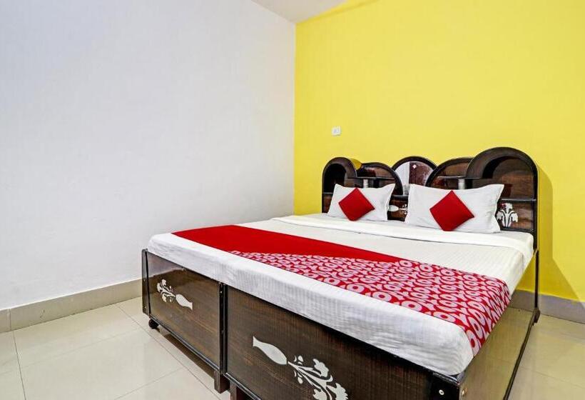 호텔 Oyo Flagship 81395 Ashish