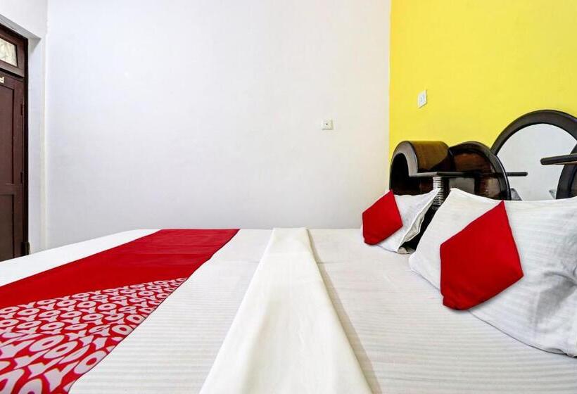 호텔 Oyo Flagship 81395 Ashish