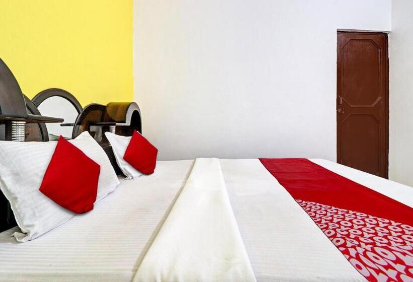 호텔 Oyo Flagship 81395 Ashish