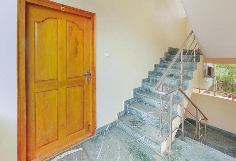 Super Hotel O Ramaraopet Near Kakinada Beach