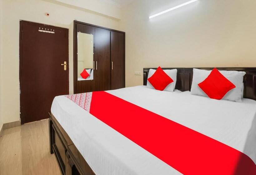 Super Hotel O Ramaraopet Near Kakinada Beach