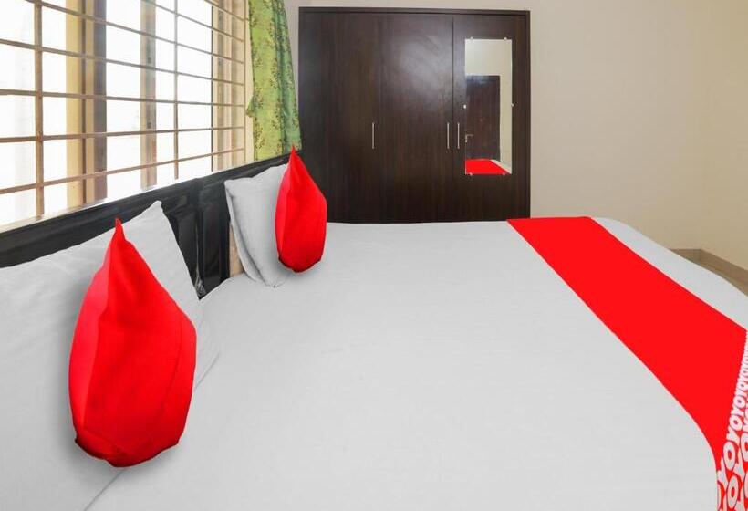 Super Hotel O Ramaraopet Near Kakinada Beach