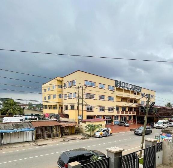 هتل Seven Brothers Apartments