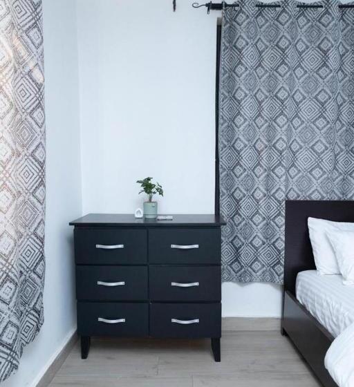 هتل Seven Brothers Apartments