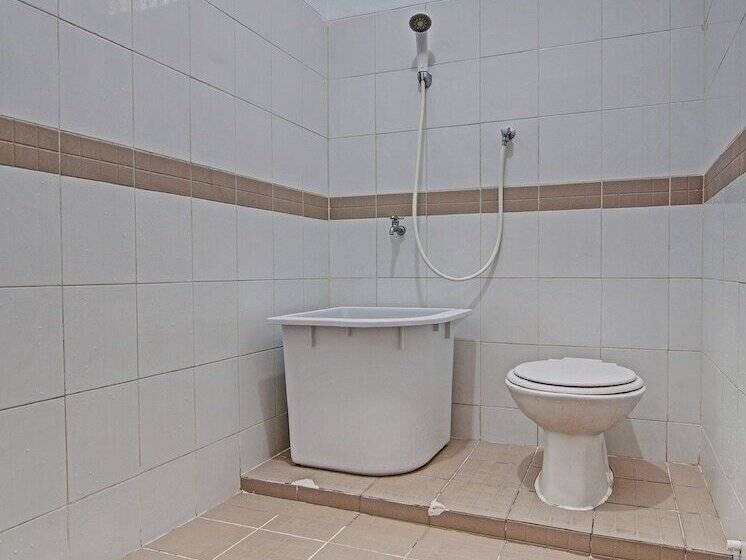 فندق Spot On 92599 Pondok Anggrek Syariah