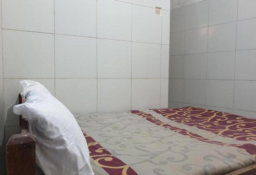 فندق Spot On 92620 Syfa Kost