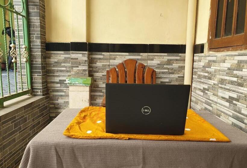 فندق Spot On 92620 Syfa Kost