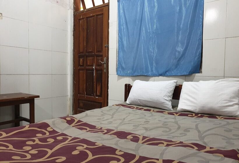 فندق Spot On 92620 Syfa Kost