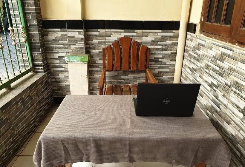 فندق Spot On 92620 Syfa Kost