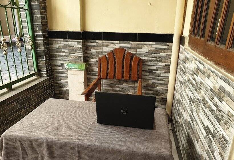 فندق Spot On 92620 Syfa Kost