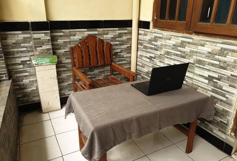 فندق Spot On 92620 Syfa Kost