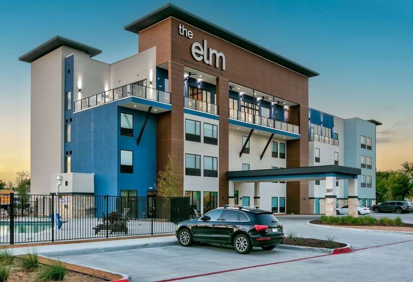 Отель The Elm, A Ramada By Wyndham