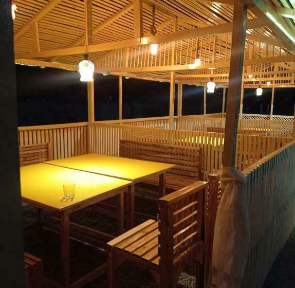 ホテル The Royal Maryul Banquet Hall , Restaurant & Resort Leh