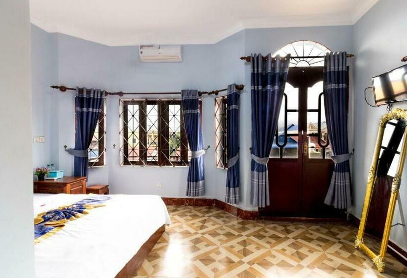 فندق Uptown Guest House