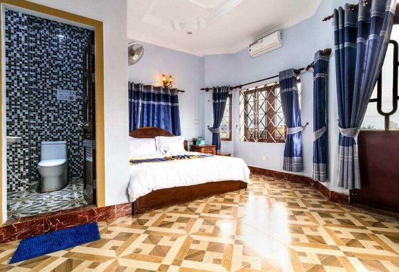 فندق Uptown Guest House