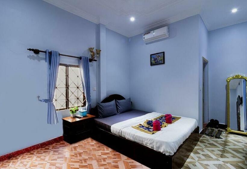 فندق Uptown Guest House