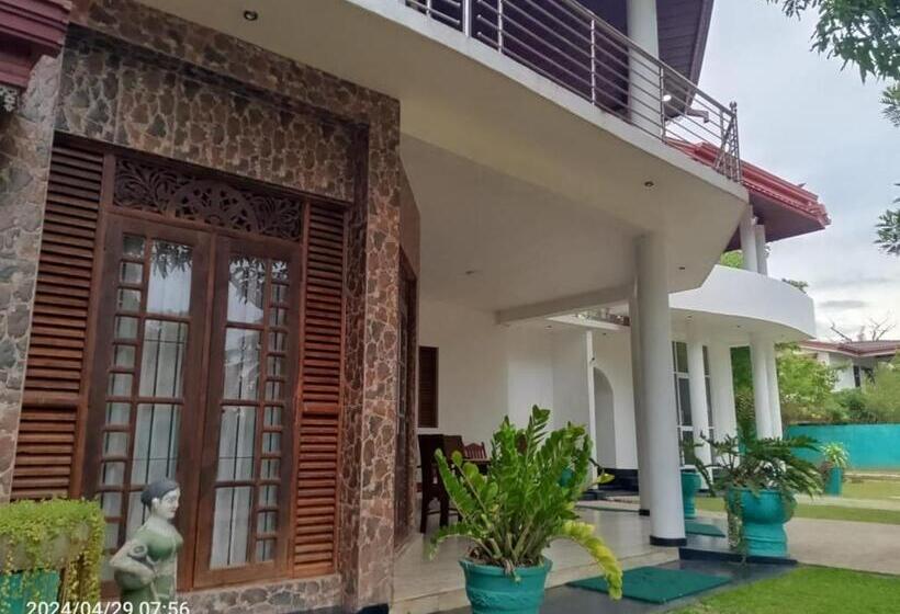 ホテル White Win Villa