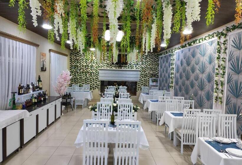 Issam Hotel & Spa Sheki